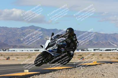 media/Feb-04-2024-SoCal Trackdays (Sun) [[91d6515b1d]]/7-Turn 9 Inside (1140am)/